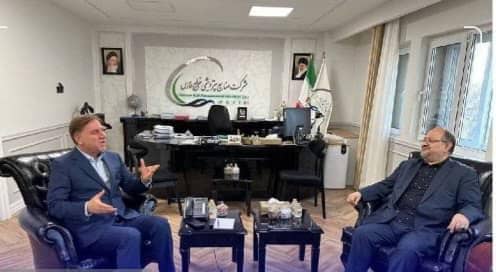 استاندار بوشهر خواستار همکاری هلدینگ خلیج فارس در احداث مدارس شد