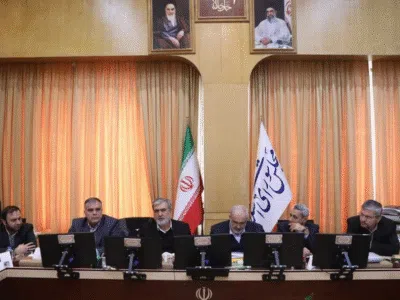 وزیر بی عرضه باید استیضاح شود